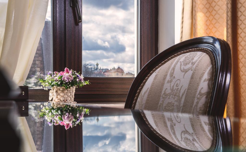Hotel Optima Collection Podil Plaza à Kiev Extérieur photo