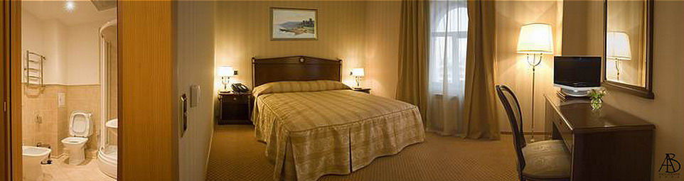 Hotel Optima Collection Podil Plaza à Kiev Extérieur photo
